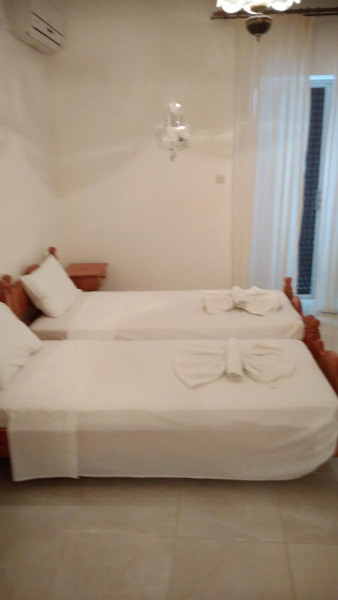 Mina Apartments Karpathos Buitenkant foto