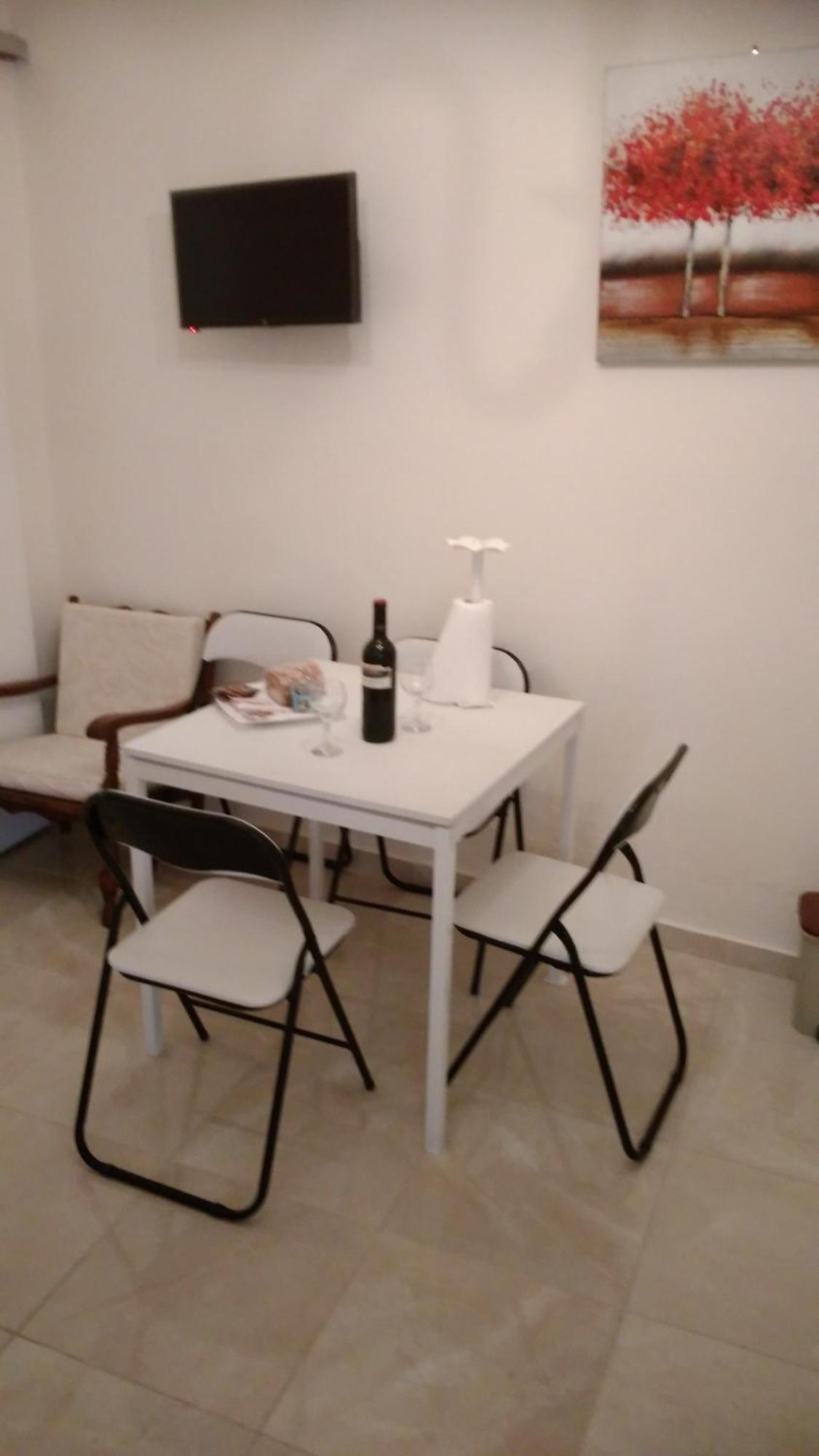 Mina Apartments Karpathos Kamer foto